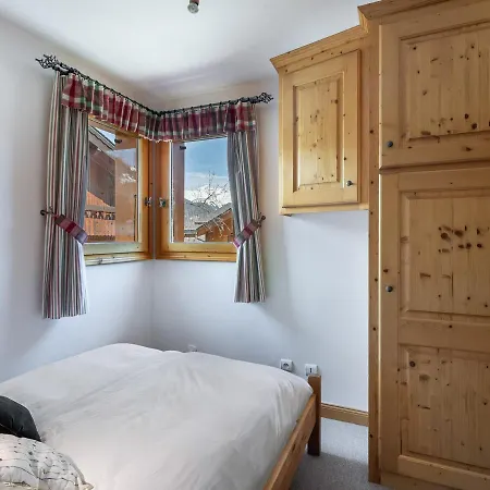 Familial Pour 8 A Le Praz Avec Wifi - Fr-1-568-44 *