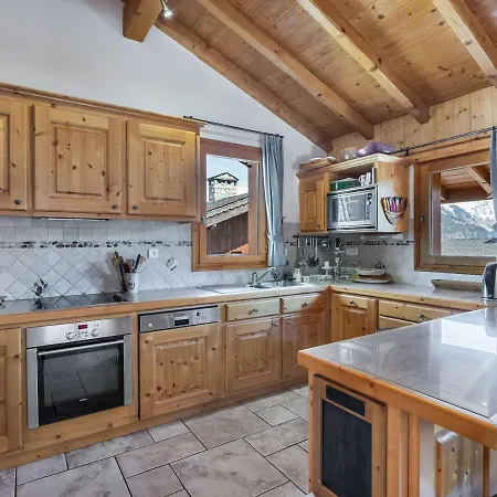 Familial Pour 8 A Le Praz Avec Wifi Куршевель